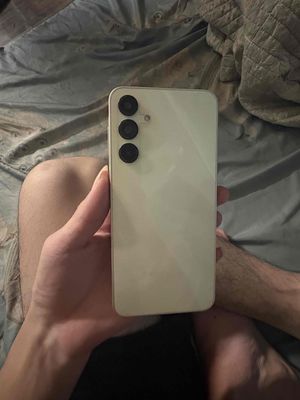 ram 8g 128 đang sử cần tiền nên bán. Mua bán Điện thoại tại Quận 1 Tp Hồ Chí Minh được đăng bởi Trần Tùng lâm