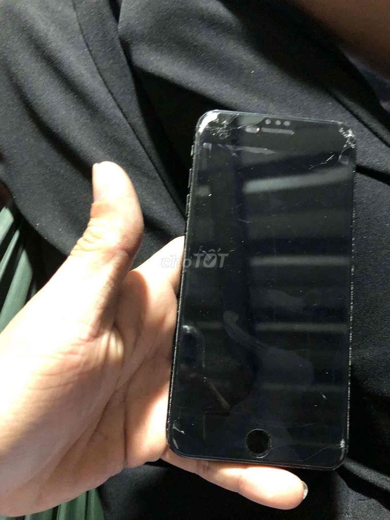 Apple iPhone Đen Hư màn hình. Mua bán Điện thoại tại Huyện Trảng Bom Đồng Nai được đăng bởi Nguyễn Minh Khang hình 1