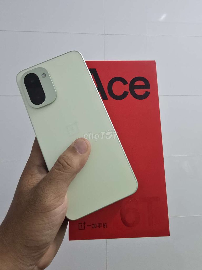 Oneplus Ace 6T 12GB/256GB Xanh lá. Mua bán Điện thoại tại Thành phố Bến Tre Bến Tre được đăng bởi Lê Trường hình 1