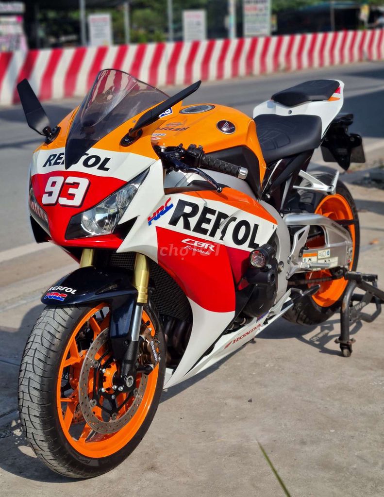 Honda CBR1000RR Repsol 2015 xe đẹp máy Zin êm .. Mua bán Xe máy tại Huyện Bình Chánh Tp Hồ Chí Minh được đăng bởi Minh  hình 9