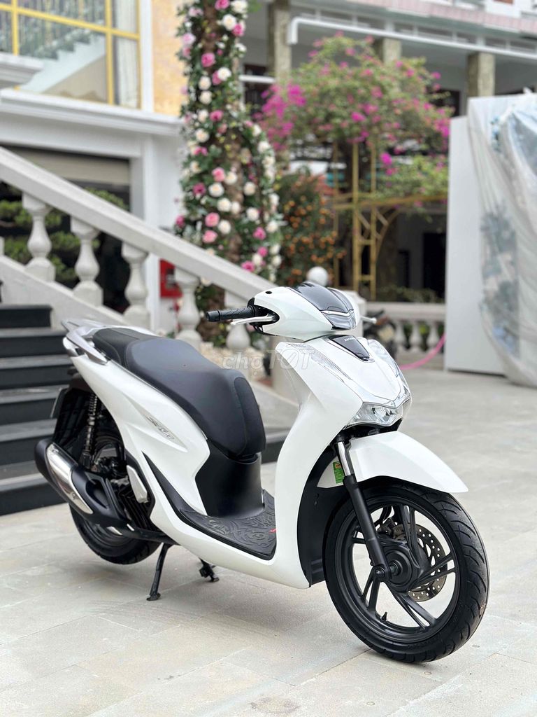 SH 2023 bản sproty zin ,odo 9k như mới