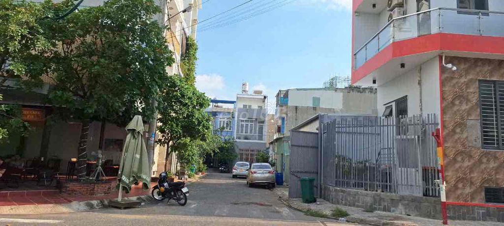 BÁN LÔ ĐẤT50M2  1 SẸT HOÀNG HỮU NAM NGAY NGÃ BA MỸ THÀNH