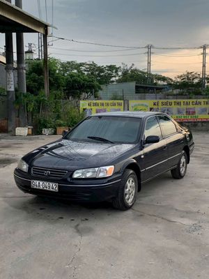 Camry sản xuất 2001 Gli 2.2 - 200000 km. Mua bán Ô tô tại Quận Bình Thuỷ Cần Thơ được đăng bởi Hiếu Nghĩa Cần Thơ