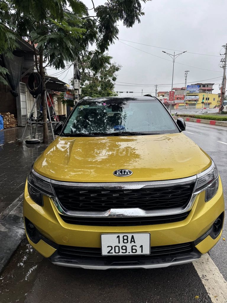 Kia Seltos 2020 Luxury 1.4 AT - 39000 km. Mua bán Ô tô tại Quận Tây Hồ Hà Nội được đăng bởi Nguyễn Trung Khương hình 1