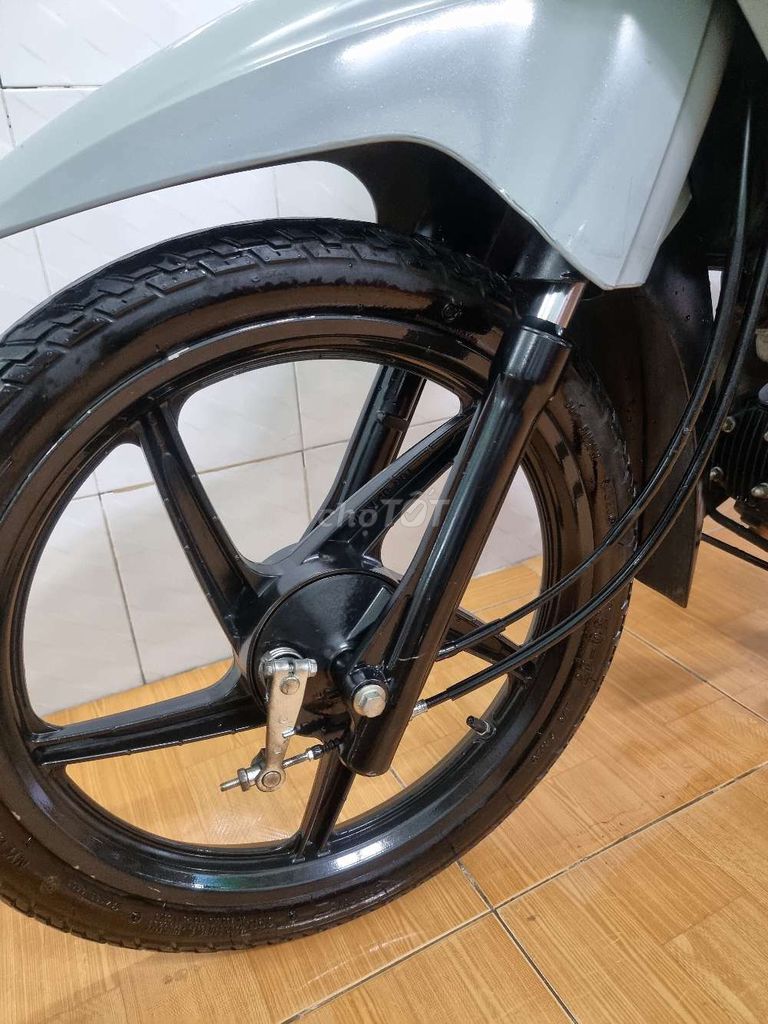 Kymco Visar màu Xám. Mua bán Xe máy tại Quận Ninh Kiều Cần Thơ được đăng bởi CHXM Trung Trưc  hình 8