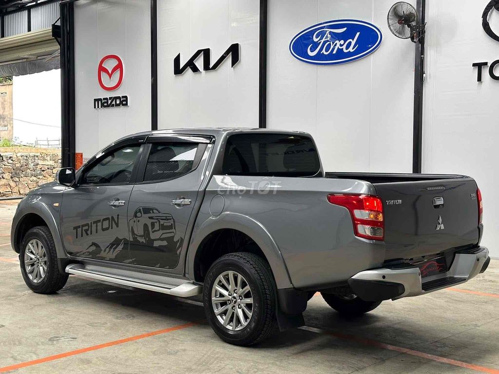 Mitsubishi Triton 2017 MT 2 cầu. Mua bán Ô tô tại Thành phố Buôn Ma Thuột Đắk Lắk được đăng bởi Hiếu Đắk Lắk hình 5