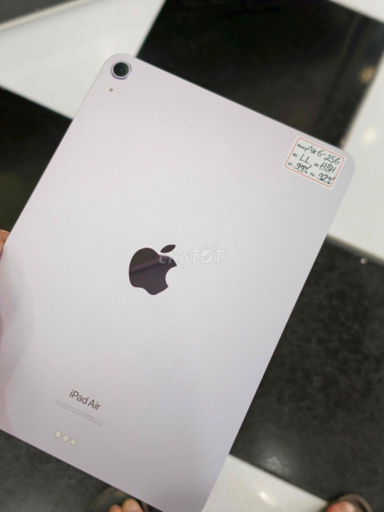 Apple iPad Air 6 M2 256GB Tím 99%. Mua bán Máy tính bảng tại Quận Đống Đa Hà Nội được đăng bởi Quý Hoàng hình 1