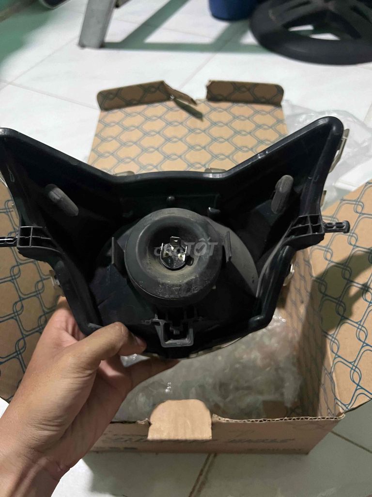 pha đèn + cảng sau ex 135. Mua bán Phụ tùng xe tại Thành phố Vũng Tàu Bà Rịa - Vũng Tàu được đăng bởi Nguyễn Văn Hồng Quang hình 2