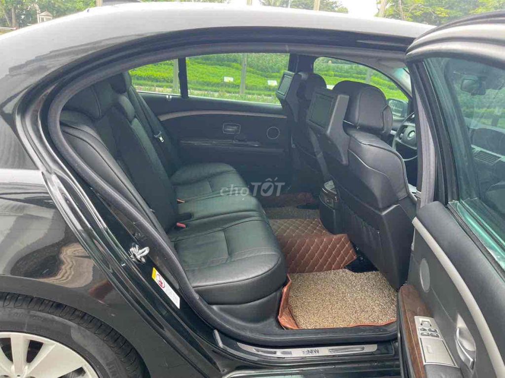 BÁN BMW 750Li ĐK 2008 MỚI NHẤT VIỆT NAN ***. Mua bán Ô tô tại Quận Long Biên Hà Nội được đăng bởi Em Minh hình 9