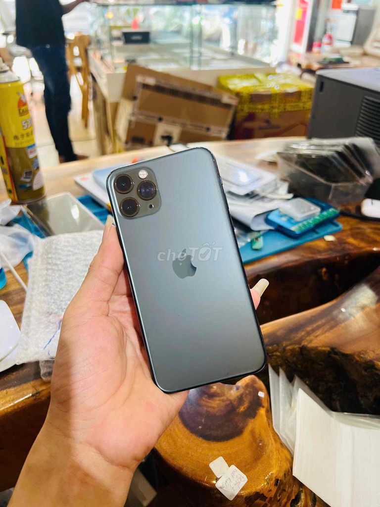 Apple iPhone 11 Pro 64GB Xanh Đã dùng. Mua bán Điện thoại tại Quận Tân Bình Tp Hồ Chí Minh được đăng bởi Anh Tuấn hình 1