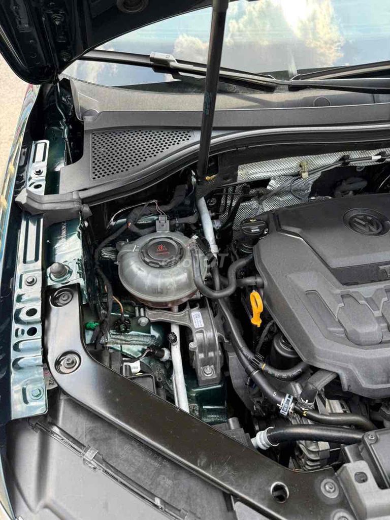 Volkswagen Tiguan 2019 Allspace - 72000 km. Mua bán Ô tô tại Quận 12 Tp Hồ Chí Minh được đăng bởi Tân hình 11