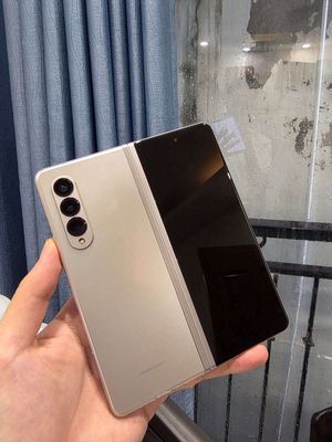 Samsung Z fold 3. Mua bán Điện thoại tại Thành phố Cà Mau Cà Mau được đăng bởi Chú Hiếu 50 tuổi 