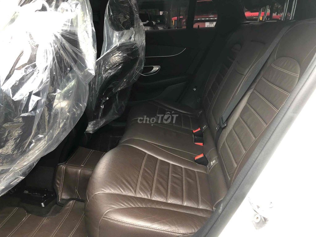 Mercedes Benz GLC Class 2*** km. Mua bán Ô tô tại Thành phố Thủ Đức Tp Hồ Chí Minh được đăng bởi Long hình 14
