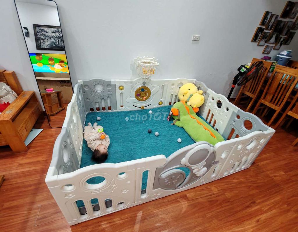Quây cũi nhựa phi hành gia 1m8x2m. Mua bán Mẹ và bé tại Huyện Gia Lâm Hà Nội được đăng bởi Nhật Hải hình 1