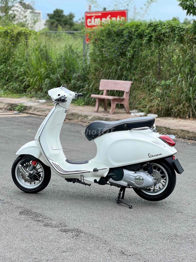 Vespa Spirnt 125 Trắng Đen 2015 Bao Ra Biển 60 🎉🎉🎉. Mua bán Xe máy tại Thành phố Biên Hòa Đồng Nai được đăng bởi Xe Máy Phát Đồng hình 5