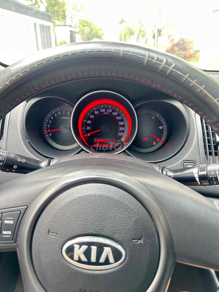 Kia Forte 2011 SX 1.6 MT - 130000 km. Mua bán Ô tô tại Thành phố Hà Tĩnh Hà Tĩnh được đăng bởi Nguyễn Tuấn Dương hình 5
