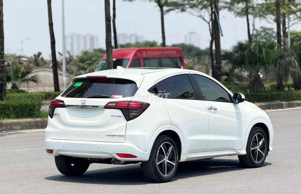 Honda HR-V 2019 L - 37 km. Mua bán Ô tô tại Quận Tân Phú Tp Hồ Chí Minh được đăng bởi Thành Nguyễn hình 3