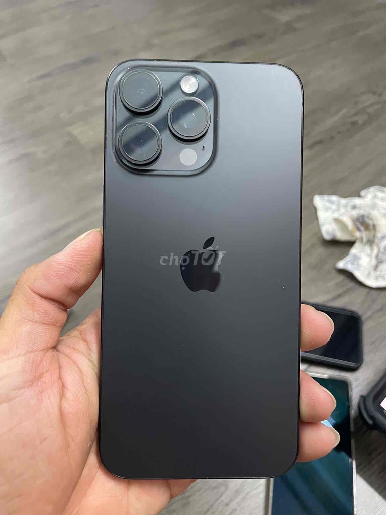 Apple iPhone 15 Pro Max Đen 512GB Mỹ Like New. Mua bán Điện thoại tại Thành phố Huế Thừa Thiên Huế được đăng bởi ĐOÀN VIỆT LONG hình 1
