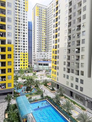 CHUNG CƯ TRỐNG SẴN RẺ NHƯ PHÒNG TRỌ PHÙ HỢP SINH VIÊN GẦN LÀNG ĐẠI HỌC