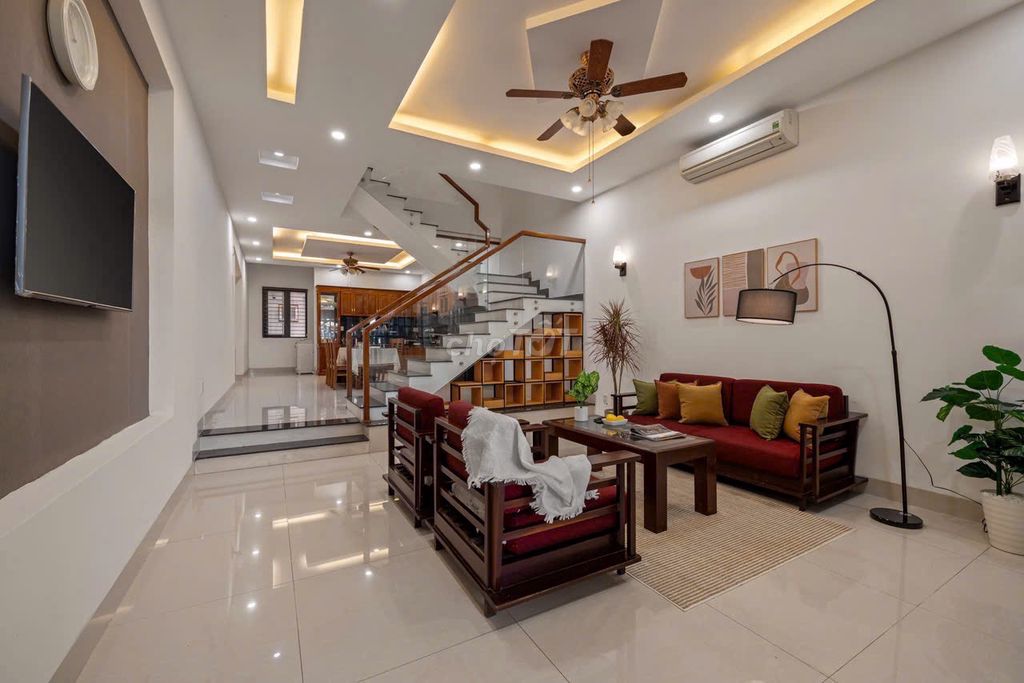 4-bedroom house with BBQ area near My Khe beach — photo 1