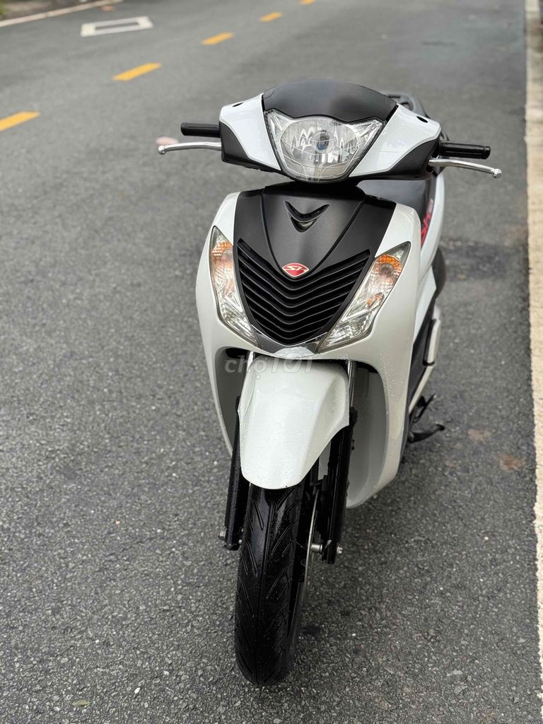 SH nhập Ý 3 cục SM500 bs61 Chính chủ. Mua bán Xe máy tại Thành phố Thủ Dầu Một Bình Dương được đăng bởi hien pham hình 1