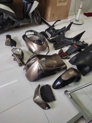 Dàn áo Liberty 125ie tặng đèn và đồng hồ. Mua bán Phụ tùng xe tại Huyện Nhơn Trạch Đồng Nai được đăng bởi Vlap Fam