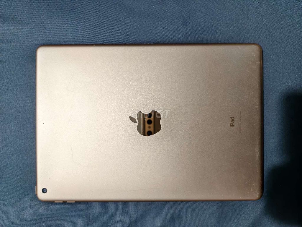iPad gen 8 32GB fullbox zin. Mua bán Máy tính bảng tại Thành phố Vĩnh Long Vĩnh Long được đăng bởi Duy Kha MOBILE hình 1