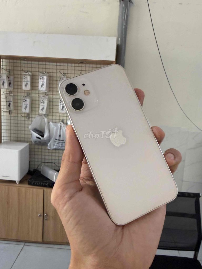 Apple iPhone 12 mini 64G Trắng 🌈🌈🌈🌈. Mua bán Điện thoại tại Quận Thanh Khê Đà Nẵng được đăng bởi Anh Tuấn Apple hình 1