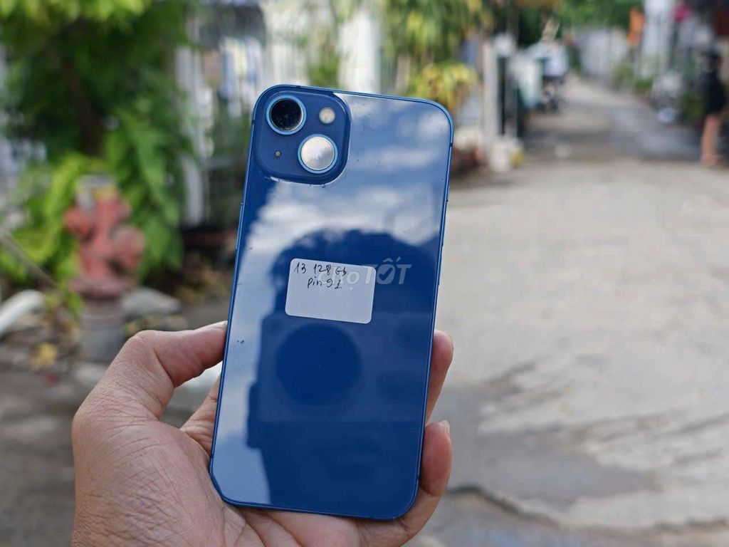 Apple iPhone 13 128GB Xanh. Mua bán Điện thoại tại Quận Ninh Kiều Cần Thơ được đăng bởi Lê Khang hình 1