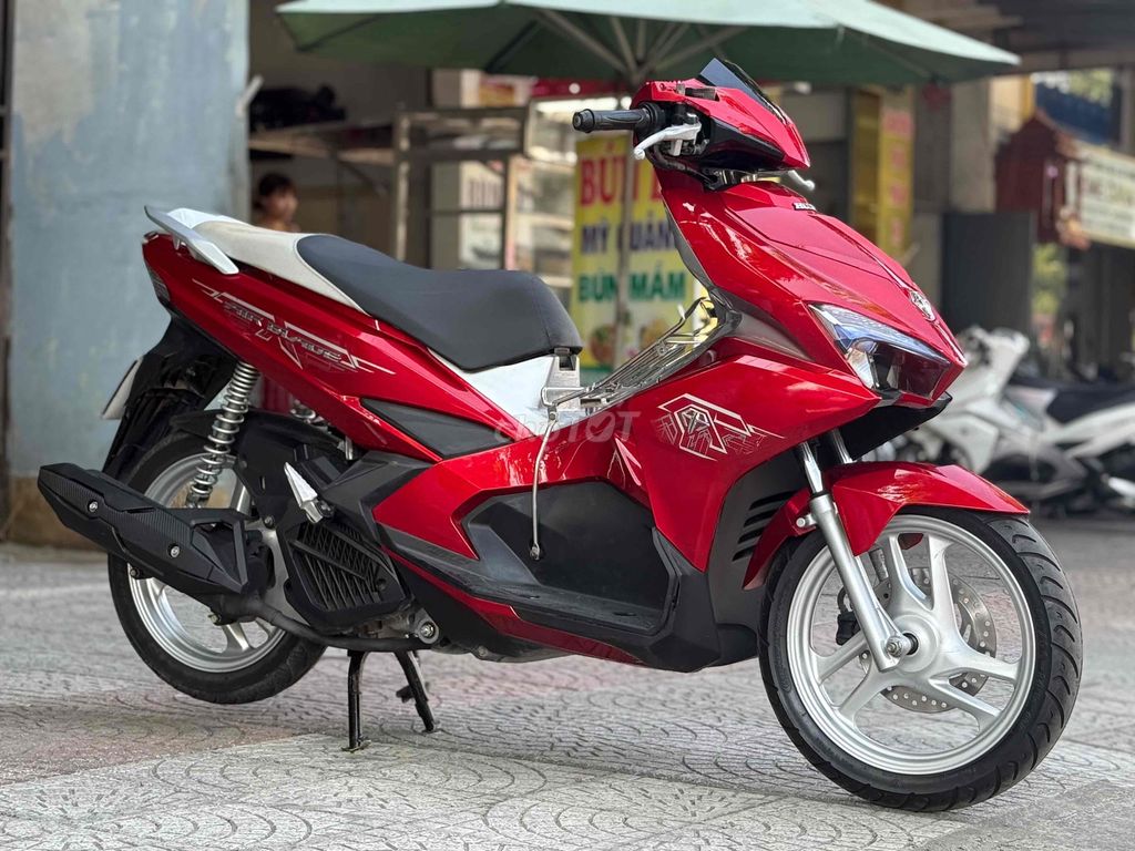 Honda Air Blade 2019 Đỏ 17000 km. Mua bán Xe máy tại Quận Cẩm Lệ Đà Nẵng được đăng bởi SƠN THỊNH  hình 8