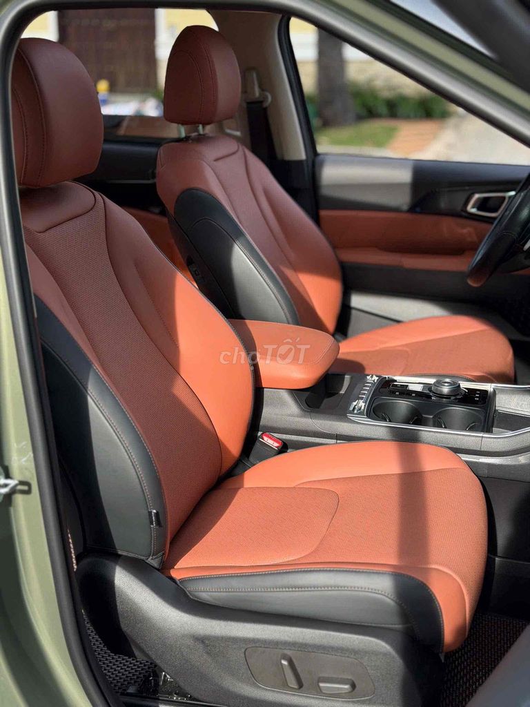 Carnival Signature 2.2 form 2025 odo mới 20.000km. Mua bán Ô tô tại Quận 1 Tp Hồ Chí Minh được đăng bởi Nguyên hình 15