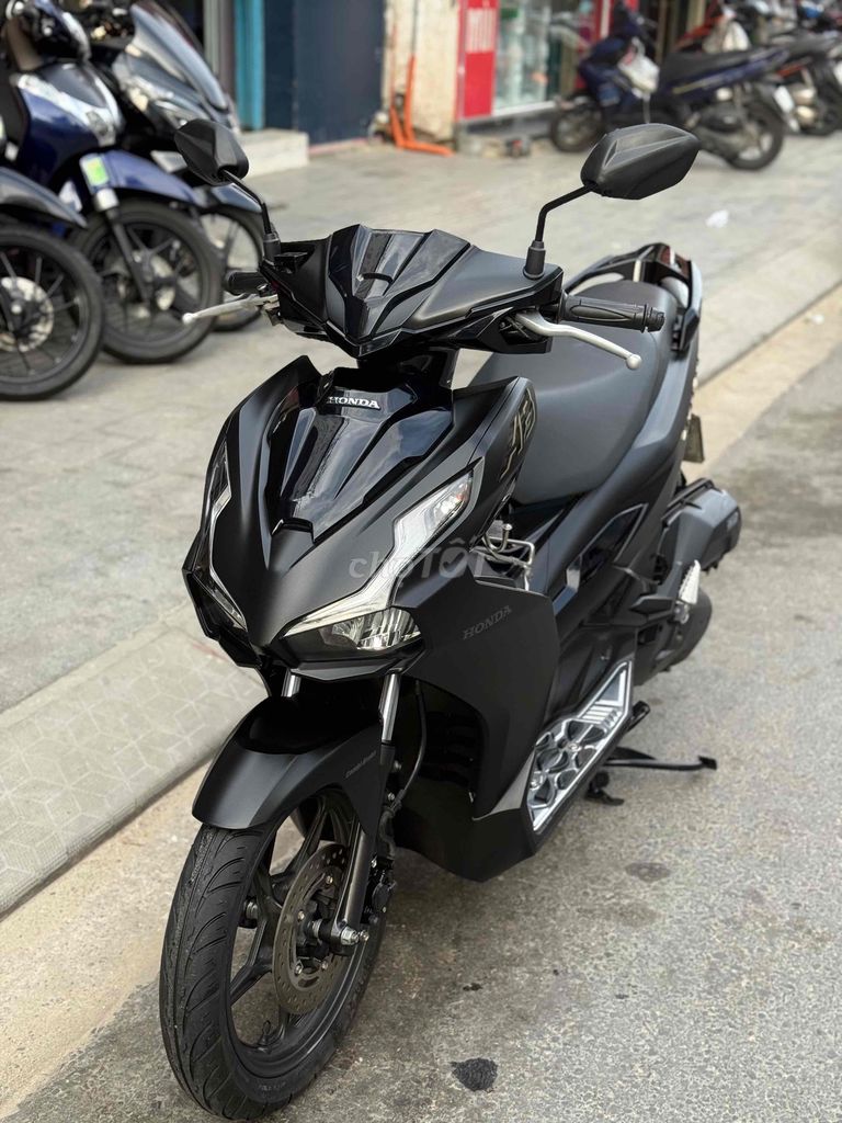 Honda Air Blade Bản đặc biệt Đen nhám. Mua bán Xe máy tại Quận Thanh Khê Đà Nẵng được đăng bởi Cửa Hàng Xe Máy Lê Được hình 4