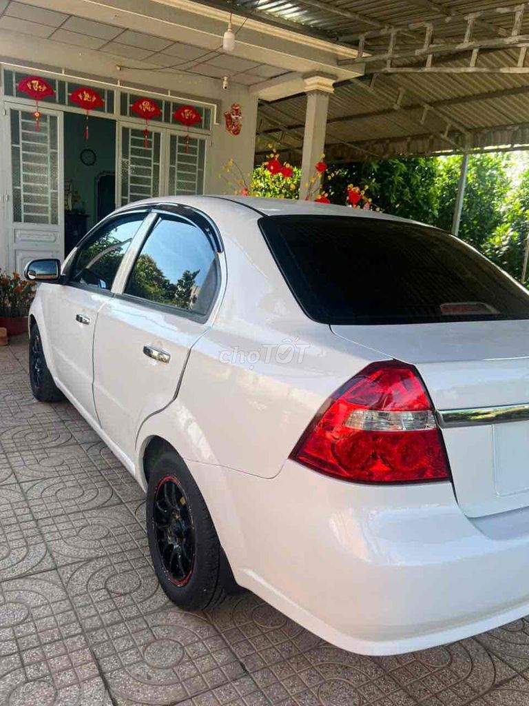 Daewoo Gentra 2009 SX 1.5 MT - 150000 km