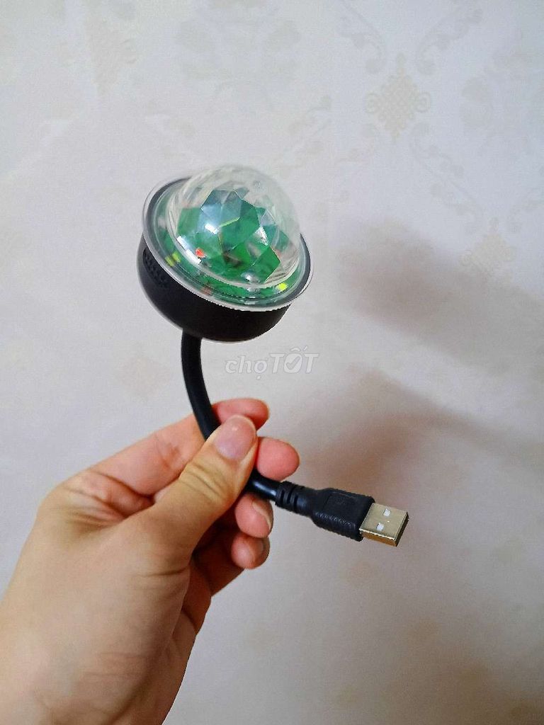 Đèn chiếu sao USB màu Đen. Mua bán Đèn tại Quận Hai Bà Trưng Hà Nội được đăng bởi Vảo nick xem thêm  hình 1