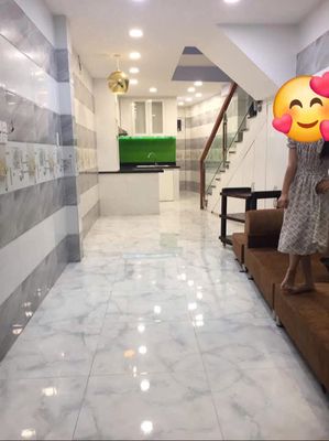 CĂN NHÀ CHO CÁC HỘ RẠCH XUYÊN TÂM, SÁT QUẬN 1 HƠN 4 TỶ TÍ. Mua bán nhà ở tại Quận Bình Thạnh Tp Hồ Chí Minh được đăng bởi long