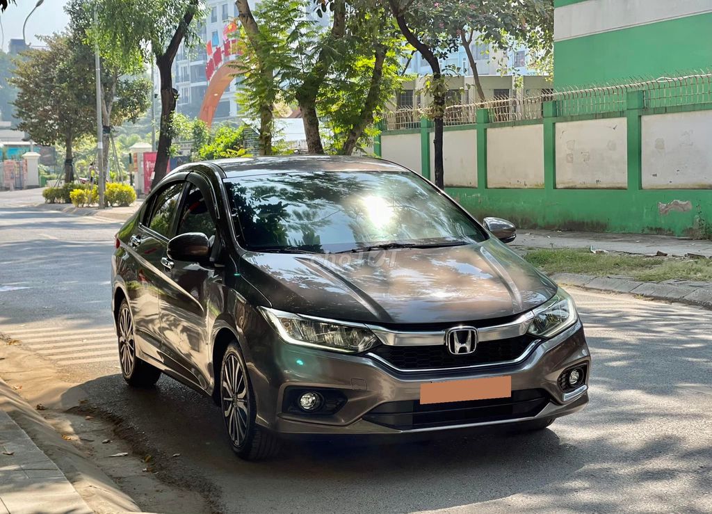 Honda City Top 2018 số tự động màu nâu. Mua bán Ô tô tại Quận Gò Vấp Tp Hồ Chí Minh được đăng bởi Xuân Trường hình 1