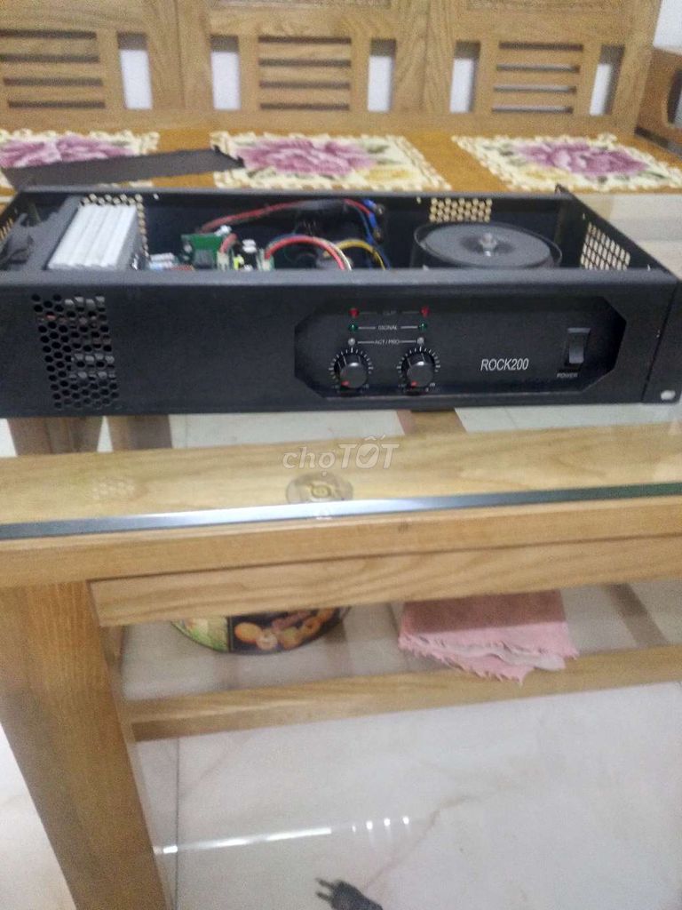 Cục đẩy công suất ROCK 200 Đen. Mua bán Tivi, Âm thanh tại Quận Hải An Hải Phòng được đăng bởi phạm Tuấn  hình 1