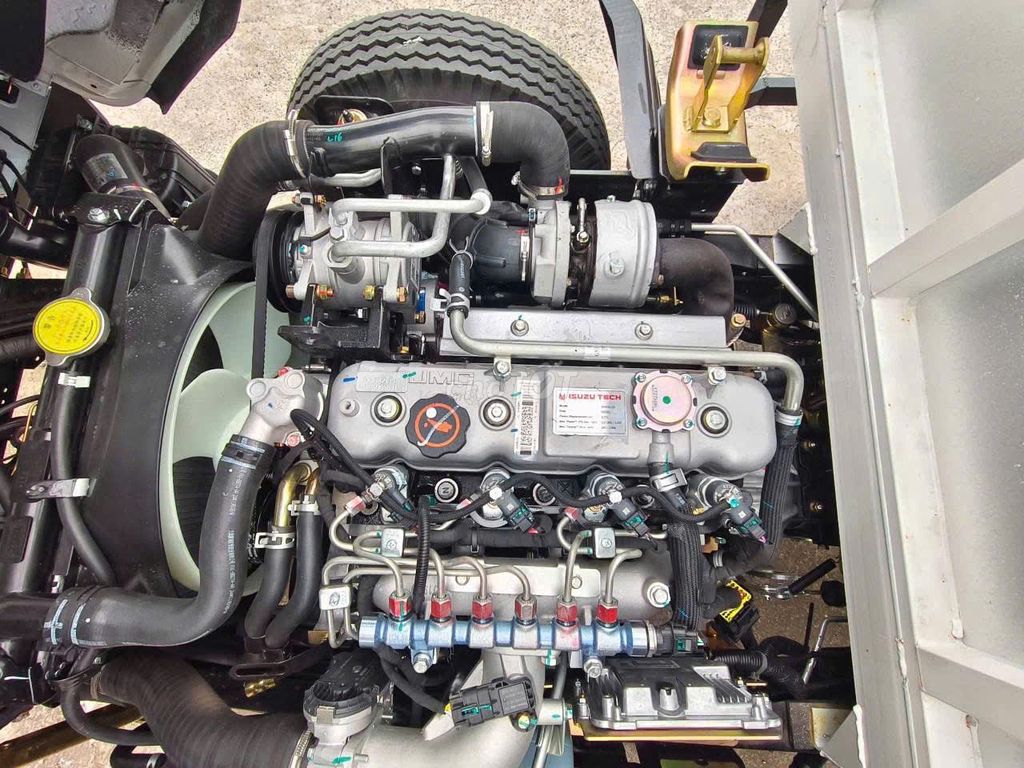 XE TẢI 2 TẤN 4 ĐÔ THÀNH IZ50S TRẢ TRƯỚC 65 TRIỆU. Mua bán Xe tải, xe ben tại Huyện Cao Lãnh Đồng Tháp được đăng bởi ĐẠI LÝ XE TẢI GIÁ TỐT MIỀN TÂY hình 5