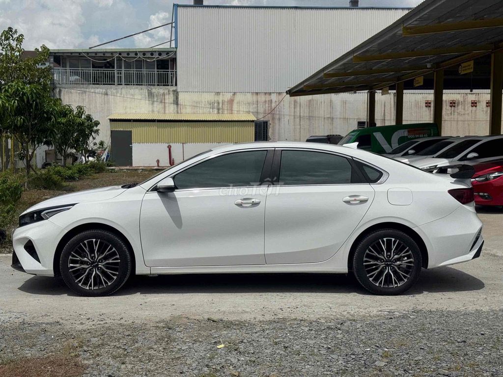 Kia K3 2024 Luxury 1.6 AT Chỉ Từ 170Tr Nhận Xe. Mua bán Ô tô tại Quận Cái Răng Cần Thơ được đăng bởi Chuyên Mua Bán Ô Tô Qua Sử Dụng Carpla Cần Thơ hình 5