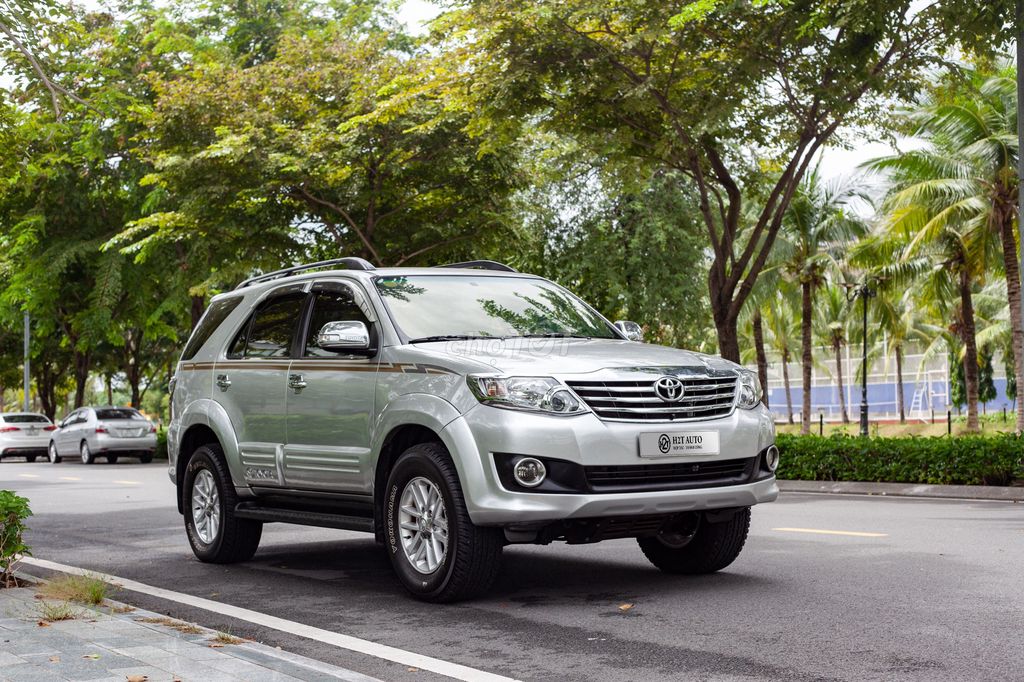 Toyota Fortuner 2.7V 4x2 AT 2014 - 120000 km. Mua bán Ô tô tại Thành phố Thủ Đức Tp Hồ Chí Minh được đăng bởi H2T Auto hình 2