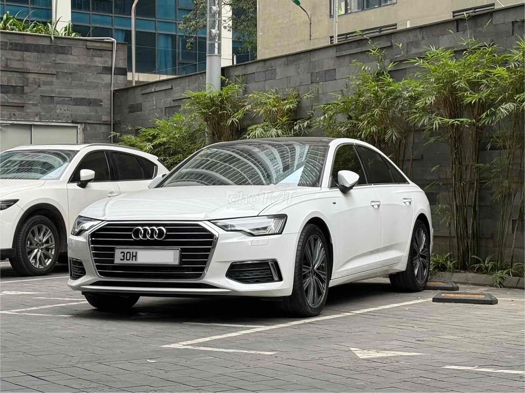 Audi A6 2022 1 chủ Hn  - 12000 km zin độ 120tr đồ