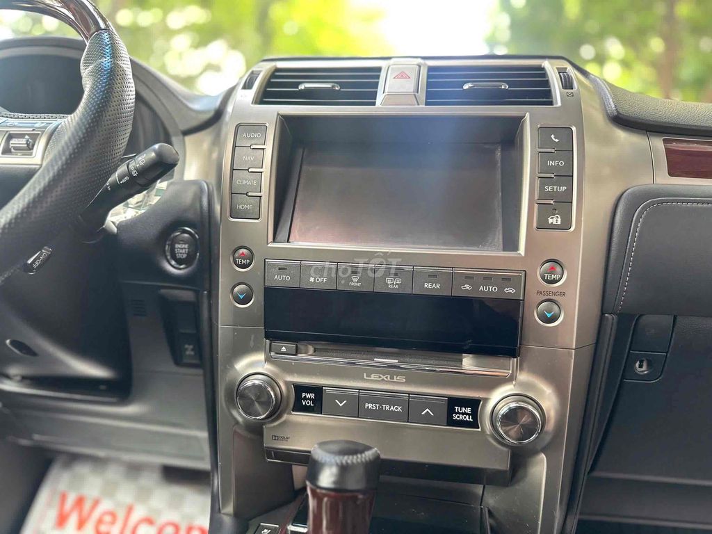 Lexus GX460 sx 2015 nhập Nhật siêu đẹp. Mua bán Ô tô tại Quận Cầu Giấy Hà Nội được đăng bởi Cao Quý hình 11