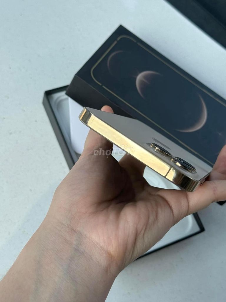 iphone 12 Pro Max 256G màu gold pin 95% bh 3tháng