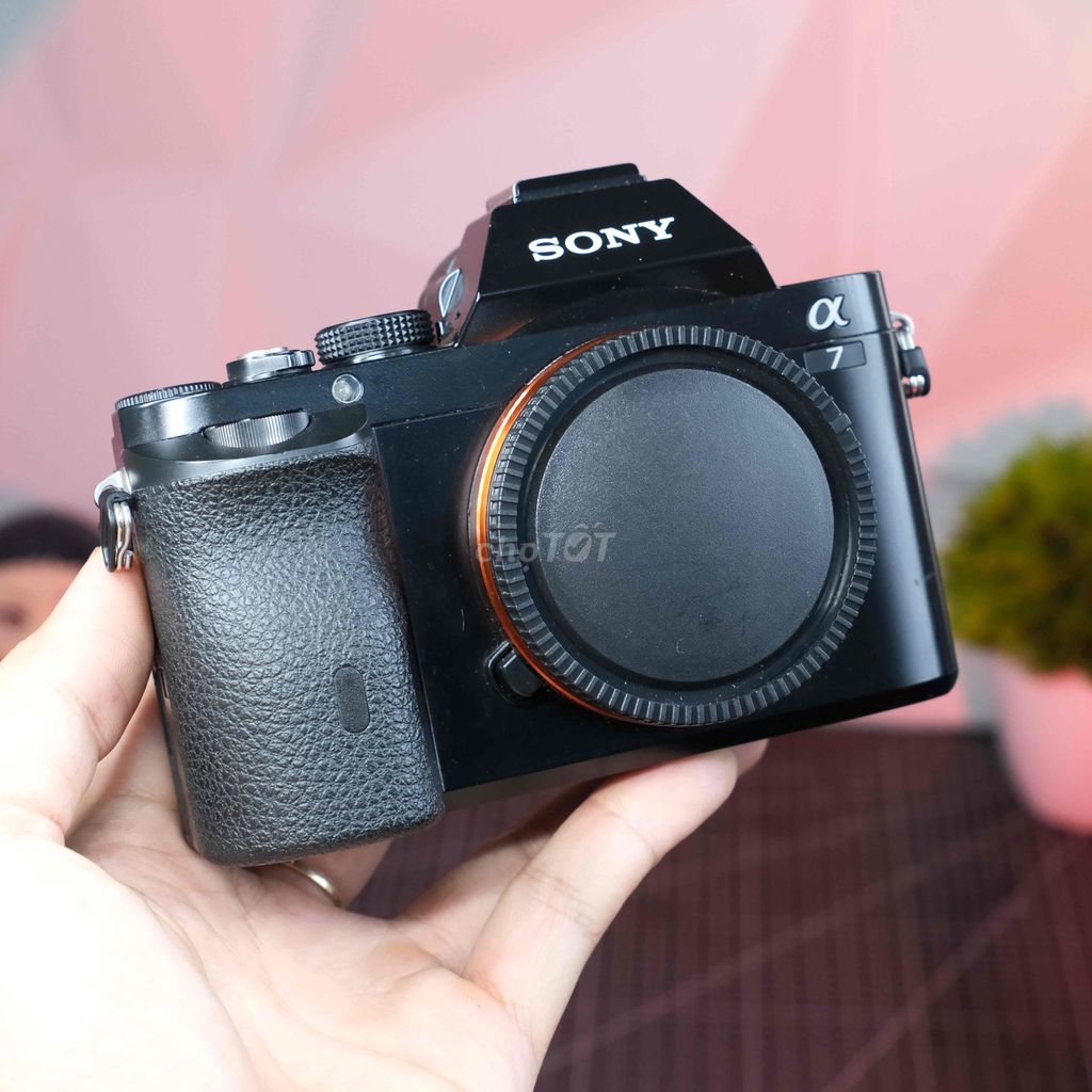Máy ảnh Sony A7 Mark I chỉ 6K5 shot. Mua bán Máy ảnh, Máy quay tại Huyện Thống Nhất Đồng Nai được đăng bởi Babybun hình 1
