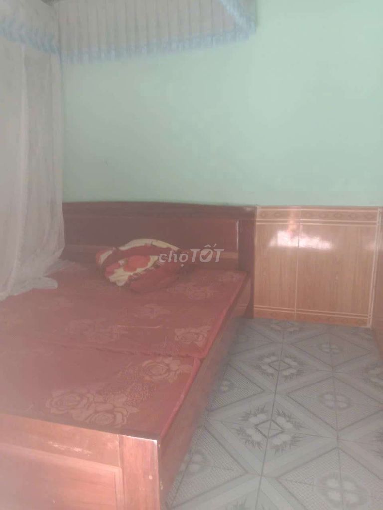 Cần cho thuê nhà thôn thống nhất. Cho thuê Nhà ở tại Huyện Đắk Hà Kon Tum được đăng bởi Sang phạm hình 6