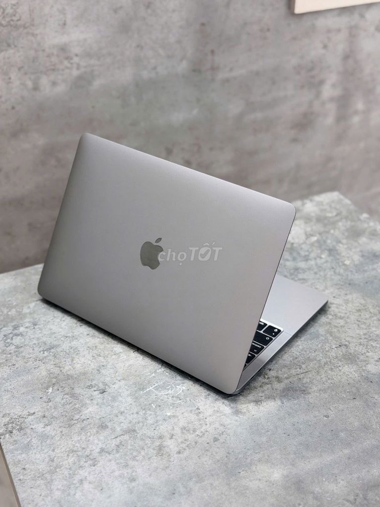 Apple Macbook Pro M1 16GB/512GB Xám. Mua bán Laptop tại Quận Thanh Khê Đà Nẵng được đăng bởi Thiện Lê TShop 16 Lê Đình Lý hình 1