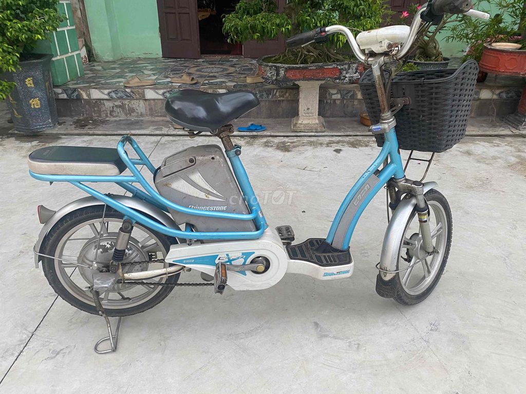 bán thanh lý. Mua bán Xe điện tại Huyện Nghĩa Hưng Nam Định được đăng bởi Hoàng Văn Chiến  hình 1