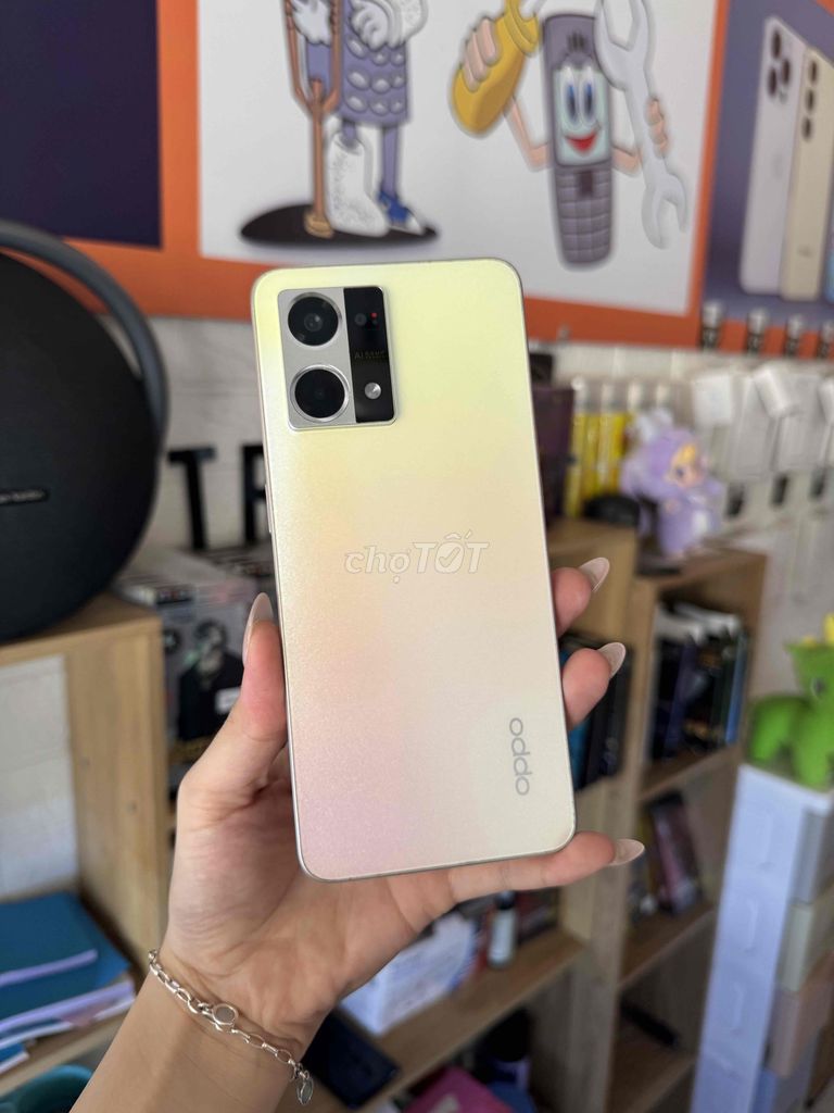 Oppo Reno 8 8/256GB Vàng Zinall Cận 99% full CN