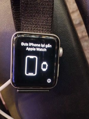 Apple Watch Serie 3 42mm cáp sạc đầy đủ. Mua bán Thiết bị đeo thông minh tại Quận Gò Vấp Tp Hồ Chí Minh được đăng bởi Phạm Văn Hưng 