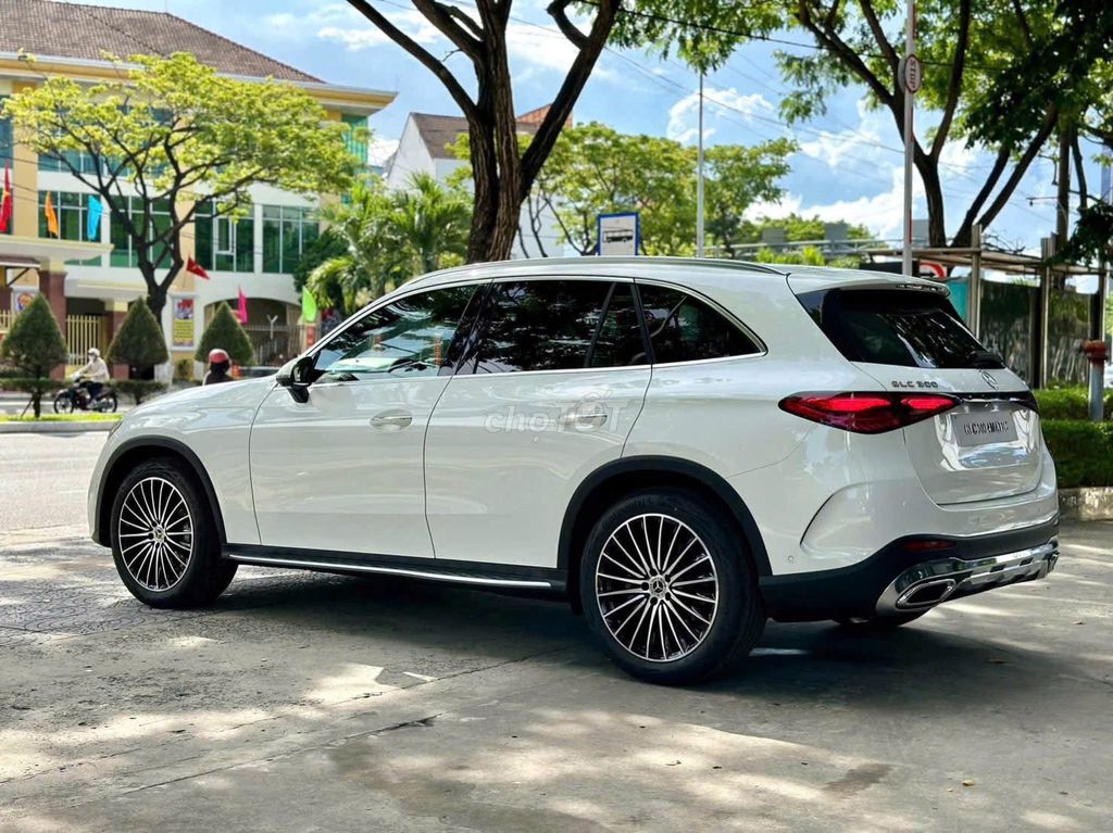 Mercedes-Benz GLC 300 V3 Trắng
